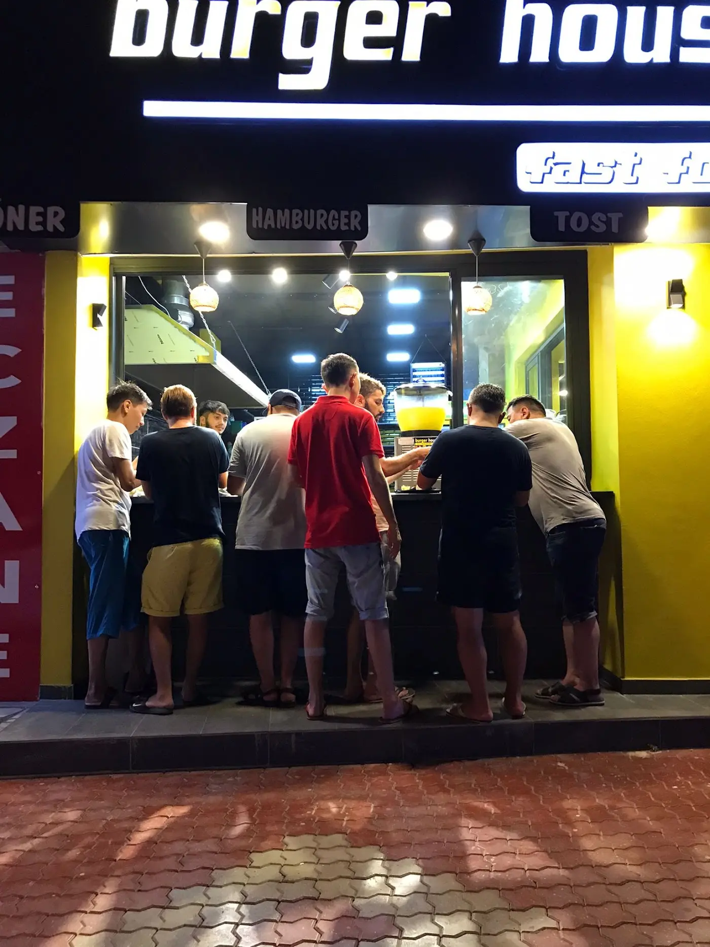 BURGER HOUSE TASUCU