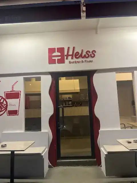 Heiss Burger & Fries fotoğraf 3