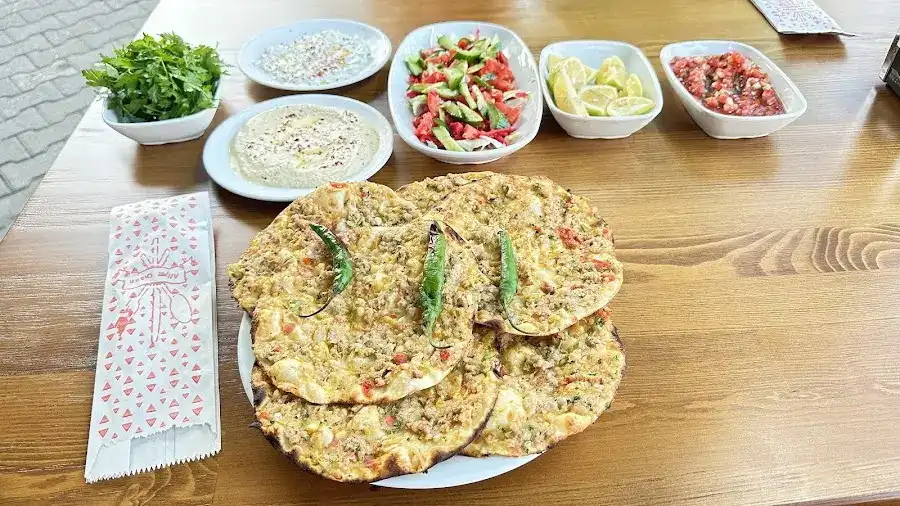 Kardeşler 2 Kebap Lahmacun Salonu