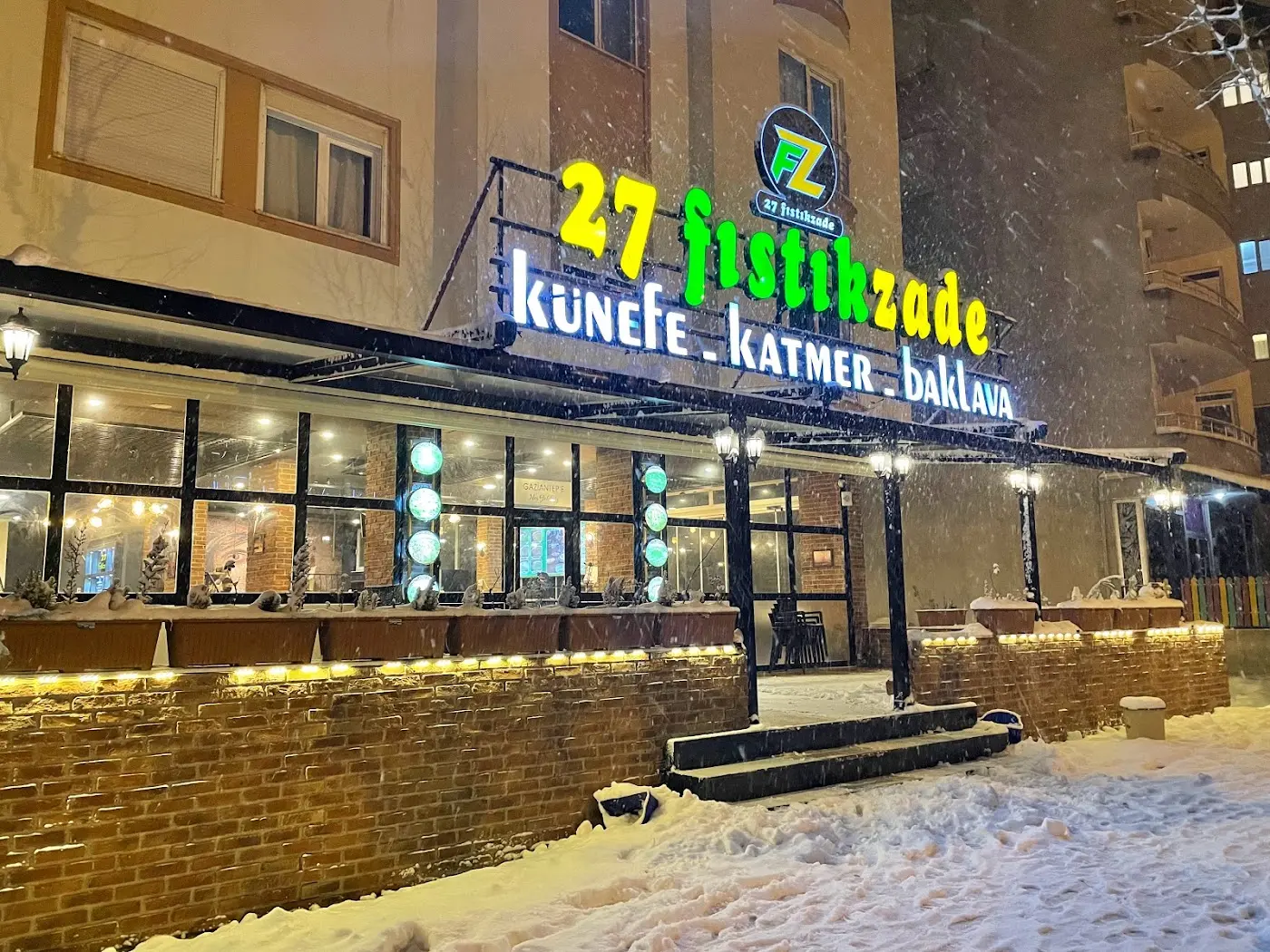 27 Fıstıkzade Künefe Mut