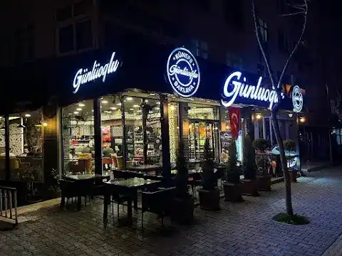 Günlüoğlu Baklavalari