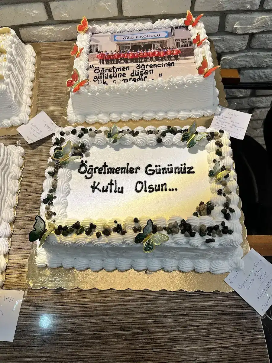 Mis Patiseri-Öz Gaziantepliler Pastanesi fotoğraf 2
