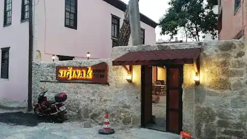 sığınak cafe restaurant bar (et ciğer evi)