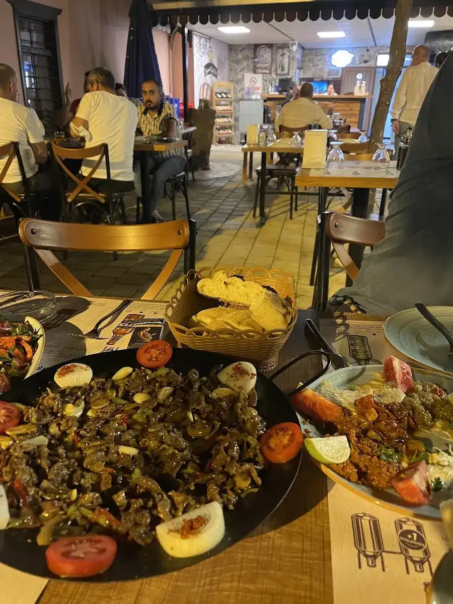 sığınak cafe restaurant bar (et ciğer evi) fotoğraf 2