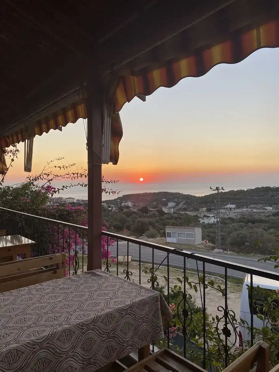 YÖREM KAHVALTI SALONU fotoğraf 3