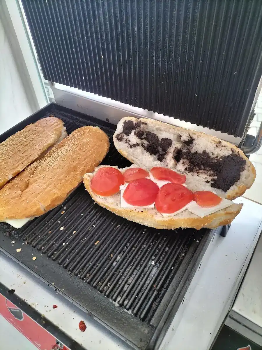 Fatuşka Tost Kafe fotoğraf 2
