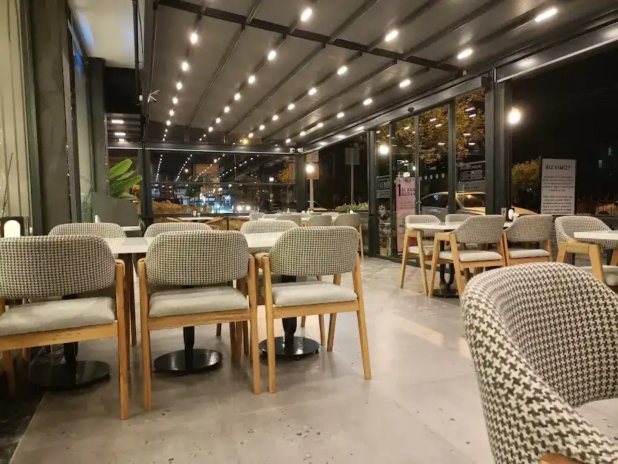 Mersin fast food rehberi: Öne çıkan lezzet durakları