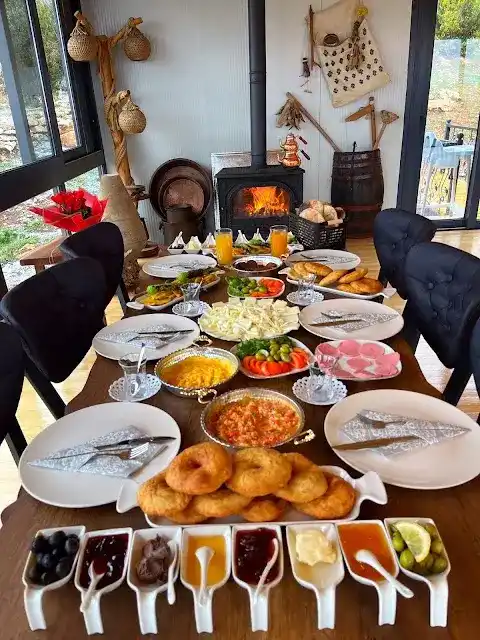 GRİ KÖŞK fotoğraf 2