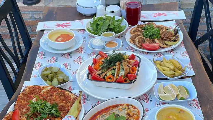 Sofioğlu Fındık Lahmacun & HUMUS TARSUS fotoğraf 2