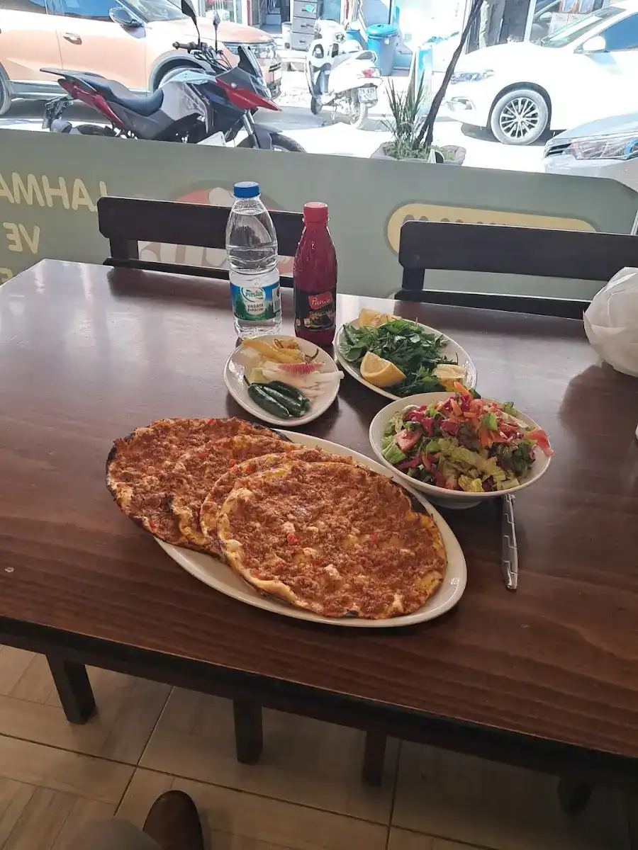 Tarsus Lahmacun Ve Kahvalti Salonu fotoğraf 2