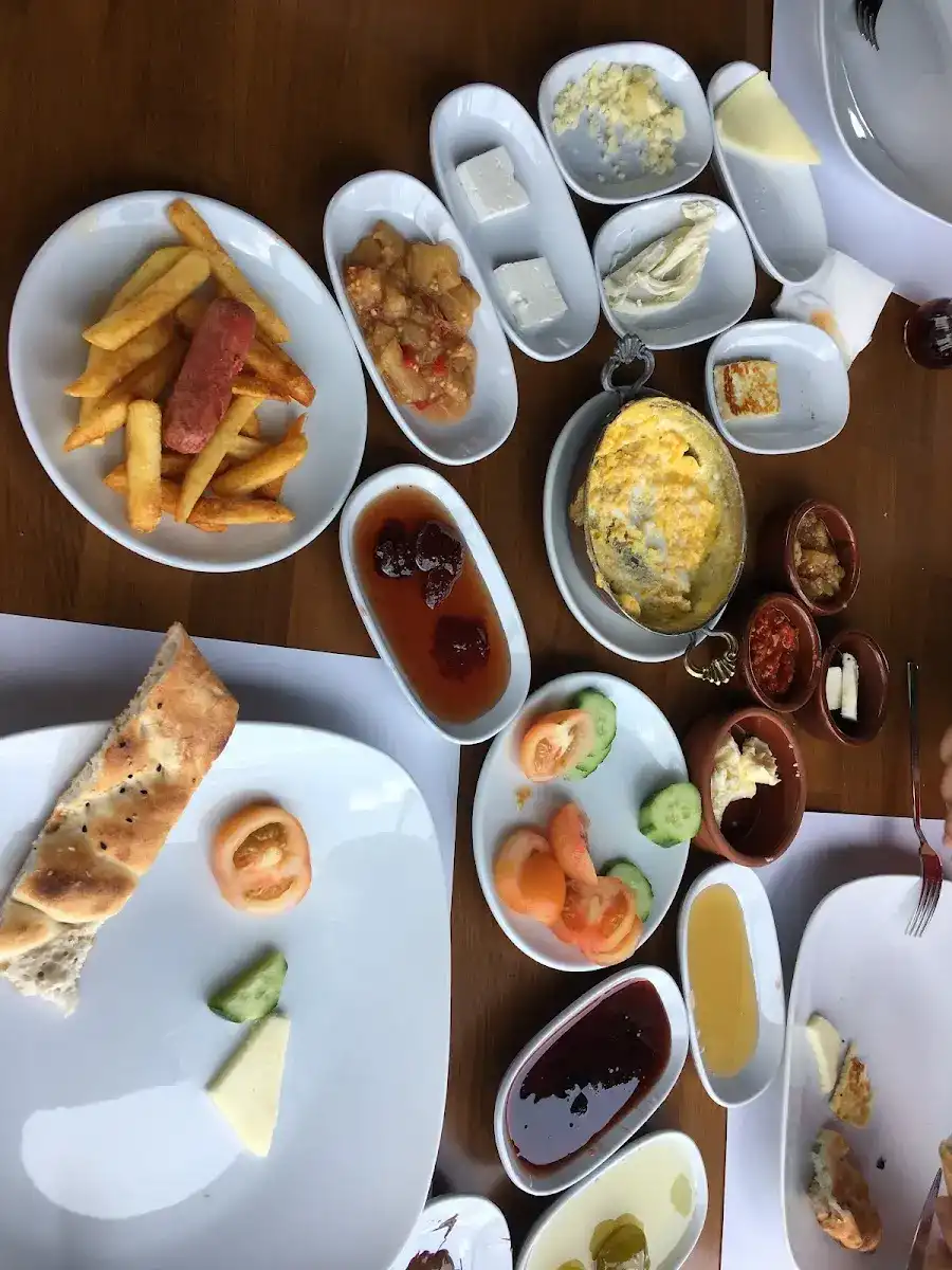 WOW! CAFE BİSTRO