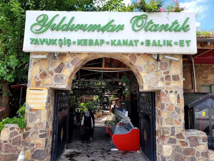 Yıldırımlar Otantik Şelale Restoran
