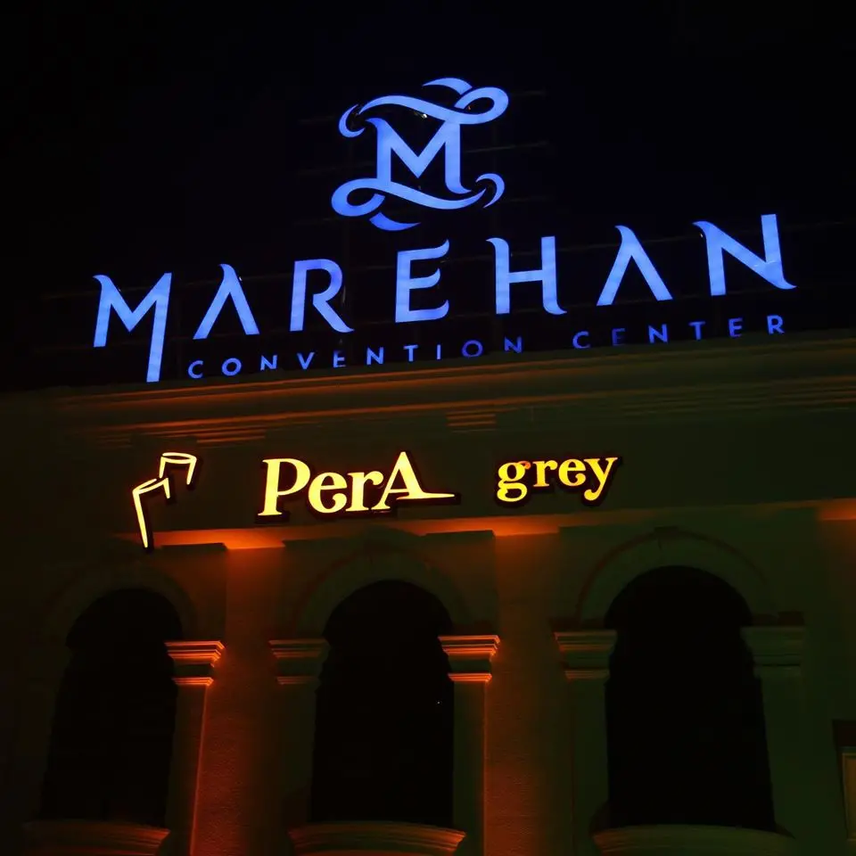 Pera Grey