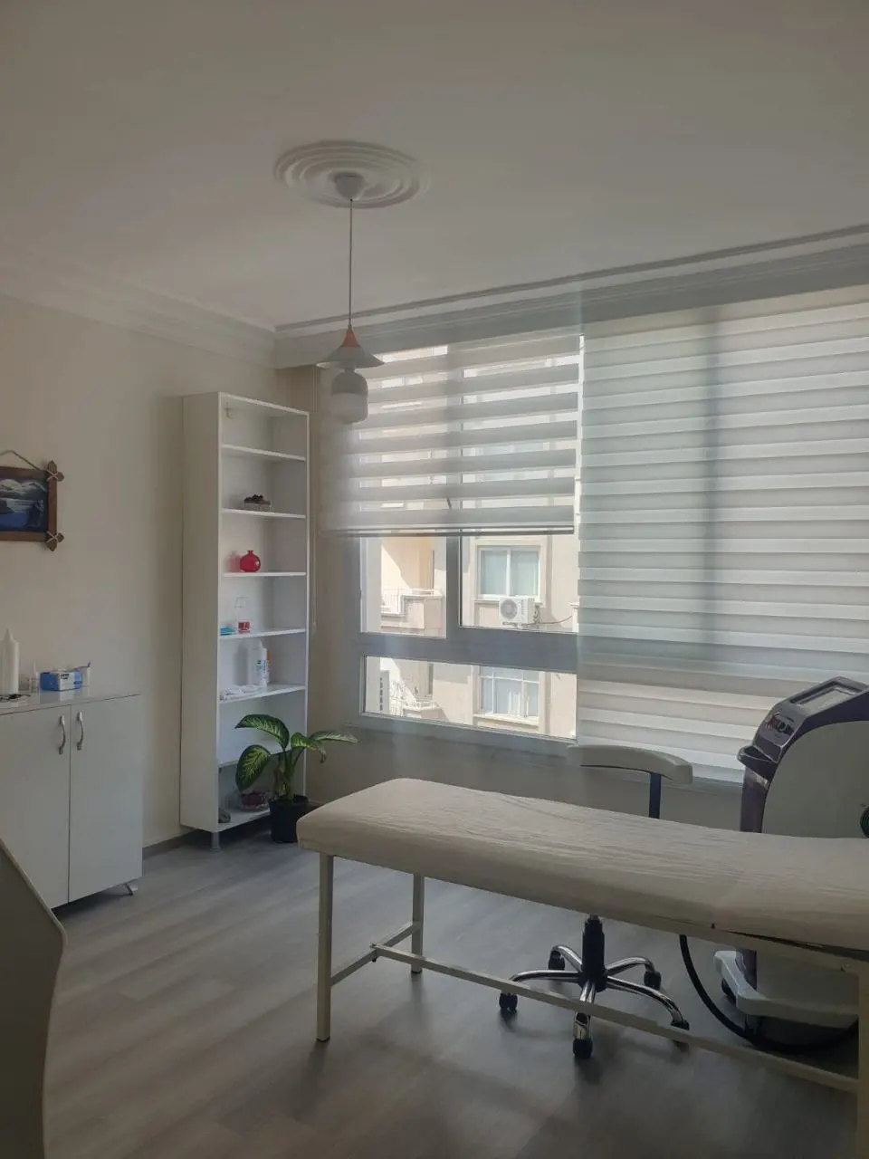 Dilek Demirezen Estetik Ve Güzellik Merkezi fotoğraf 3