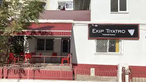 Ekip Tiyatro-Müstakil Sahne