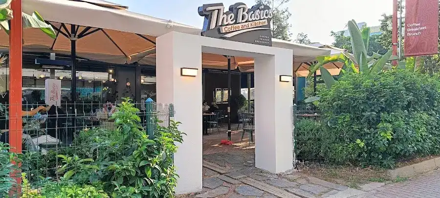 The Basic’s Coffee and Kitchen