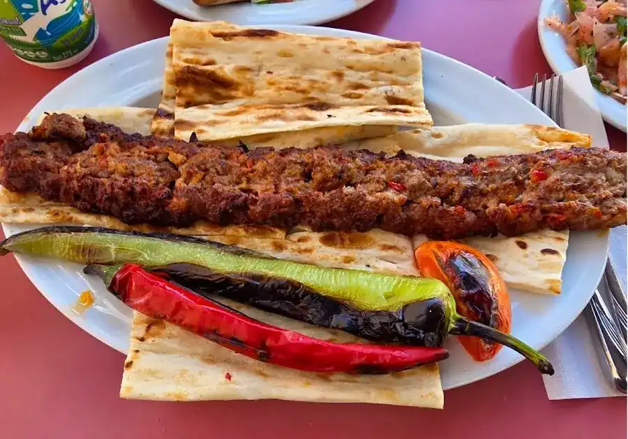 Zeki Usta Kebap Mersin Şubesi fotoğraf 3