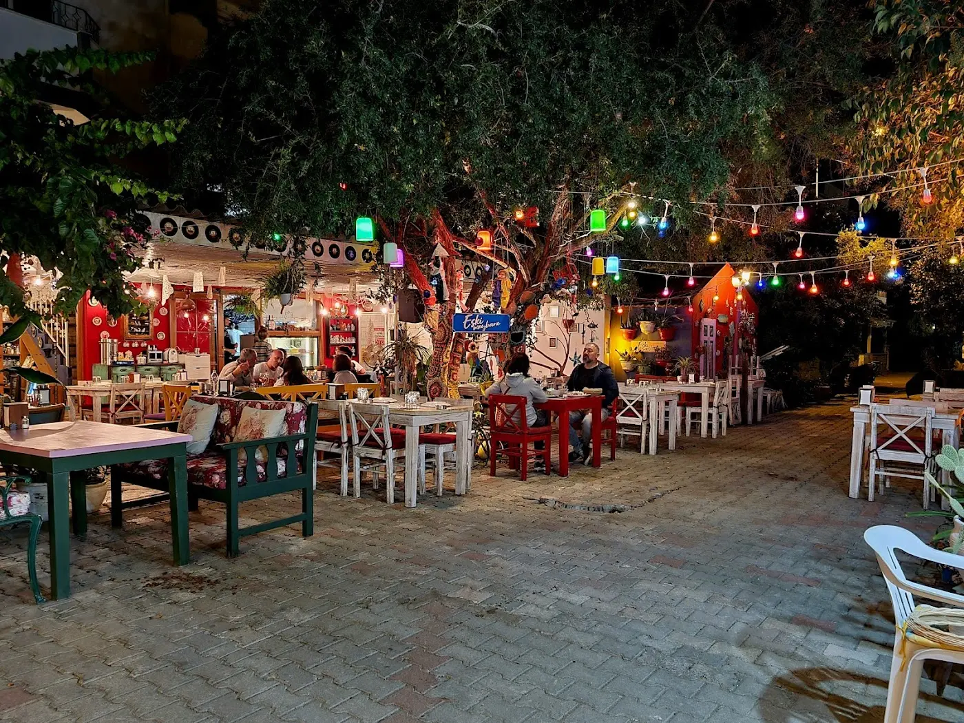 Cafe Inn