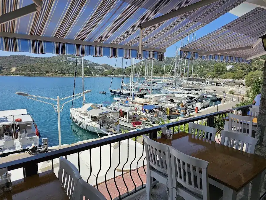 Lezzet Restaurant