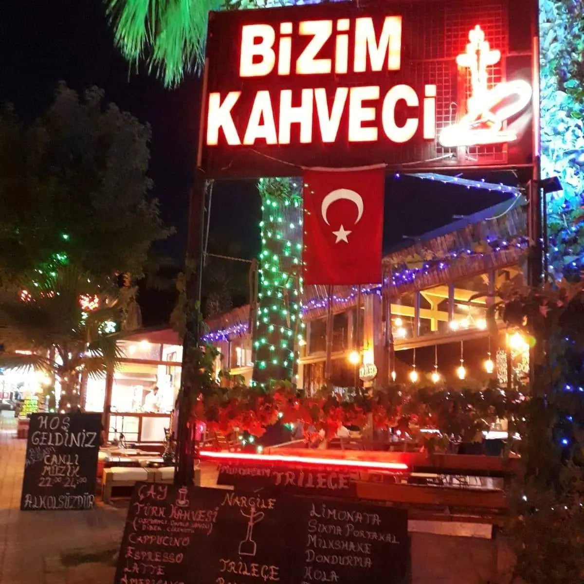 Bizim kahveci Nargile Cafe Dark Leaf