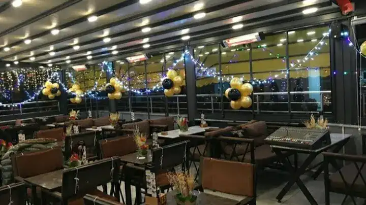 Teras chicha lounge