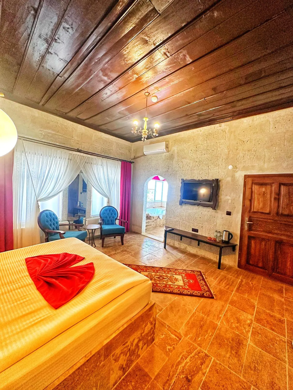 CRİMSON CAPPADOCİA fotoğraf 2