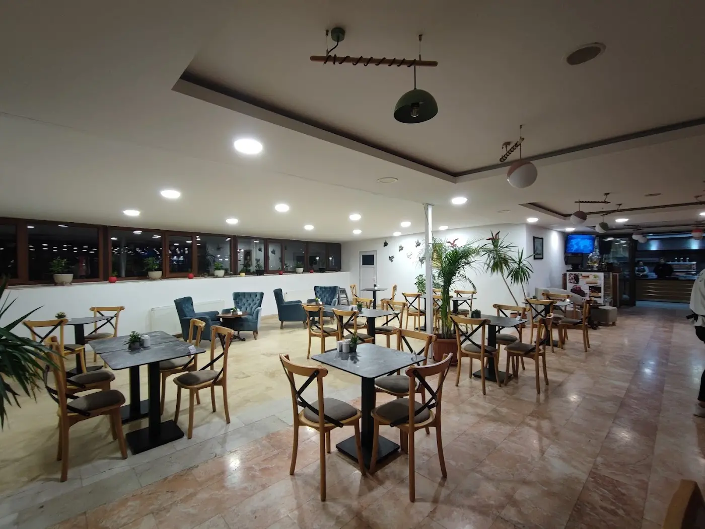 Kıyı Cafe
