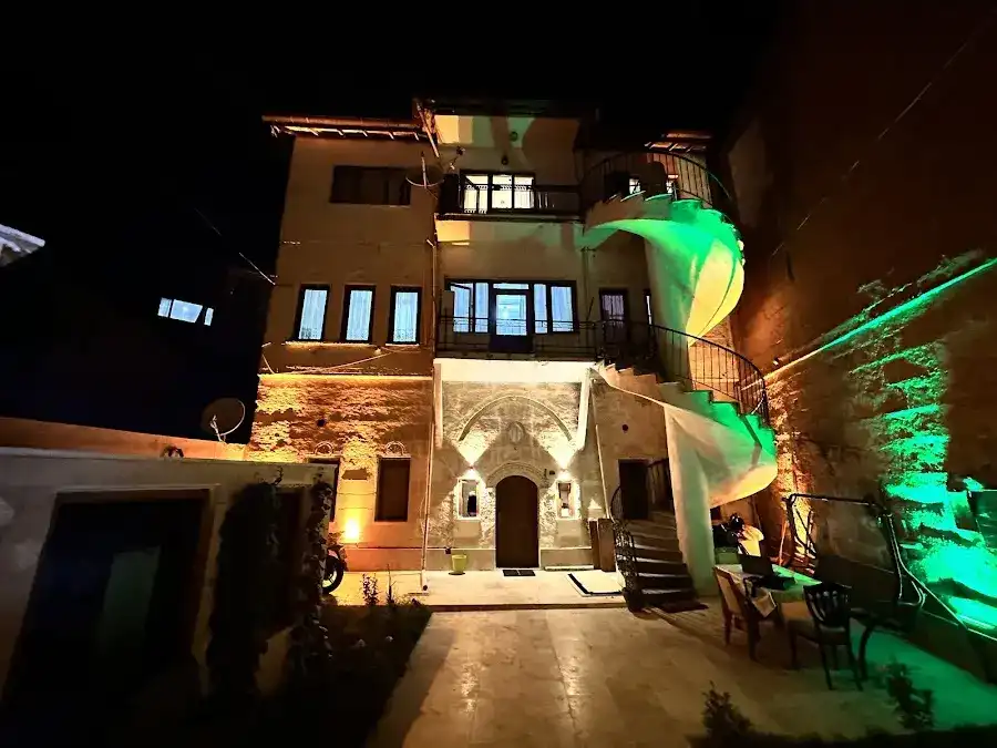 Uluyol Stone House