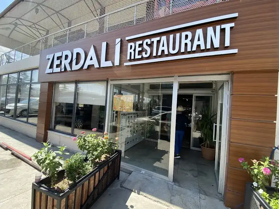 Zerdali Cafe & Restaurant