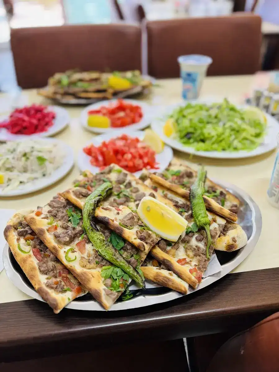 Ali usta pide ve kebap salonu fotoğraf 2