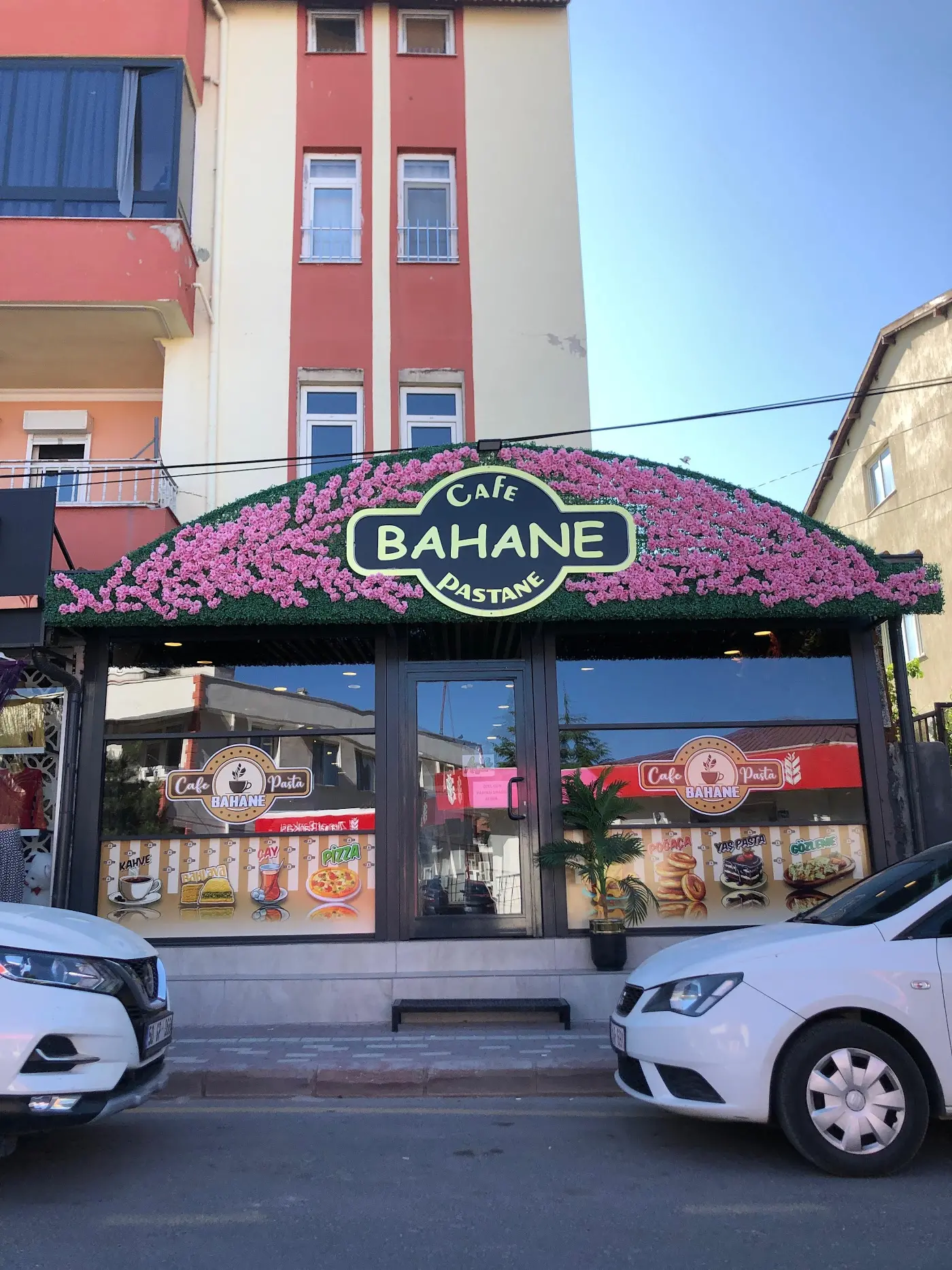Bahane Cafe