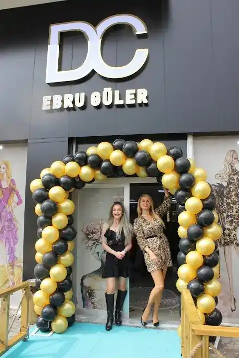 DERMA CENTER GÜZELLİK MERKEZİ VE KUAFÖR SALONU fotoğraf 2