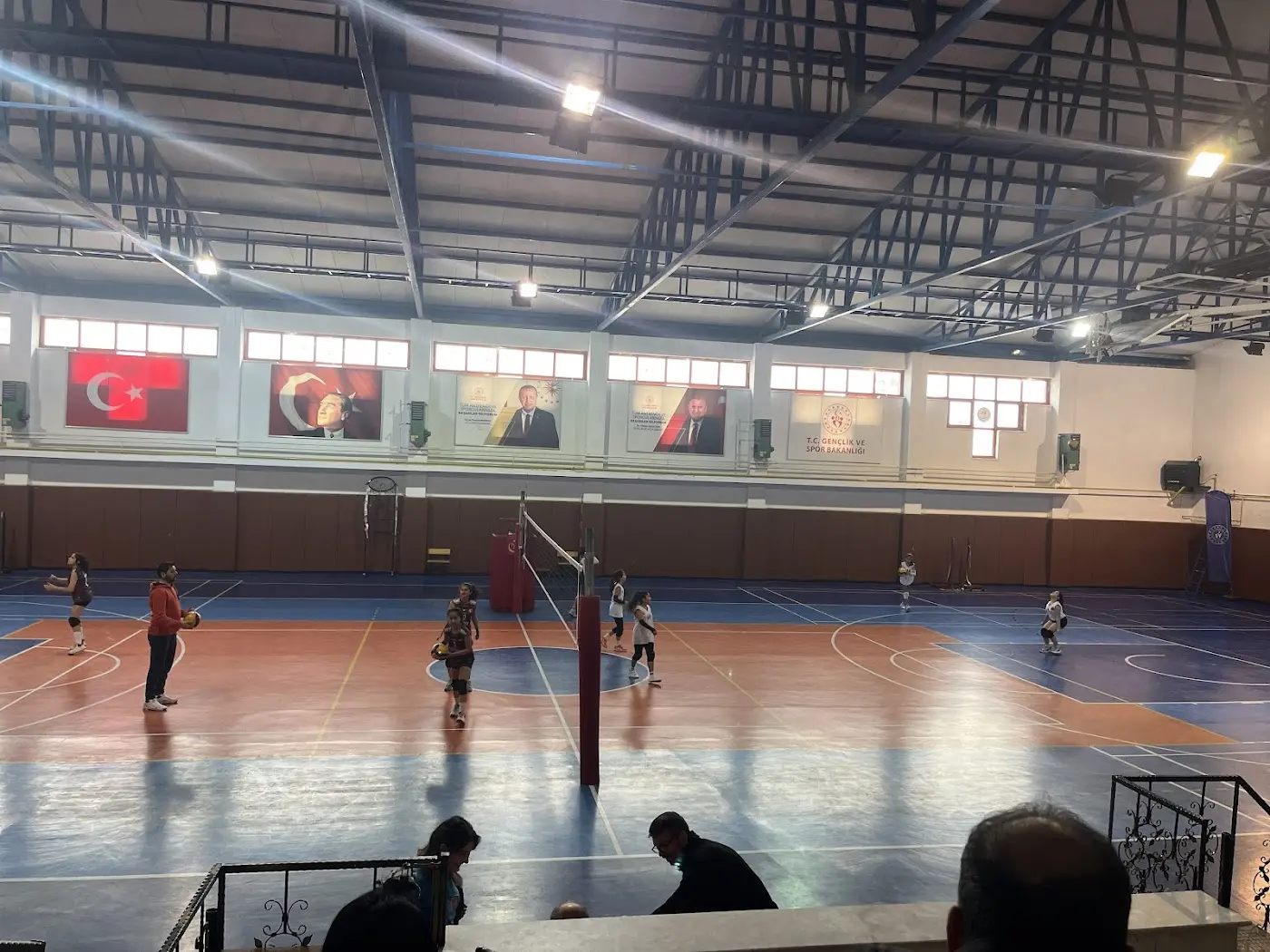 Gülşehir Spor Salonu