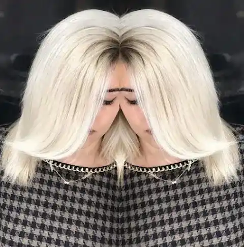 Nora bayan kuaförü