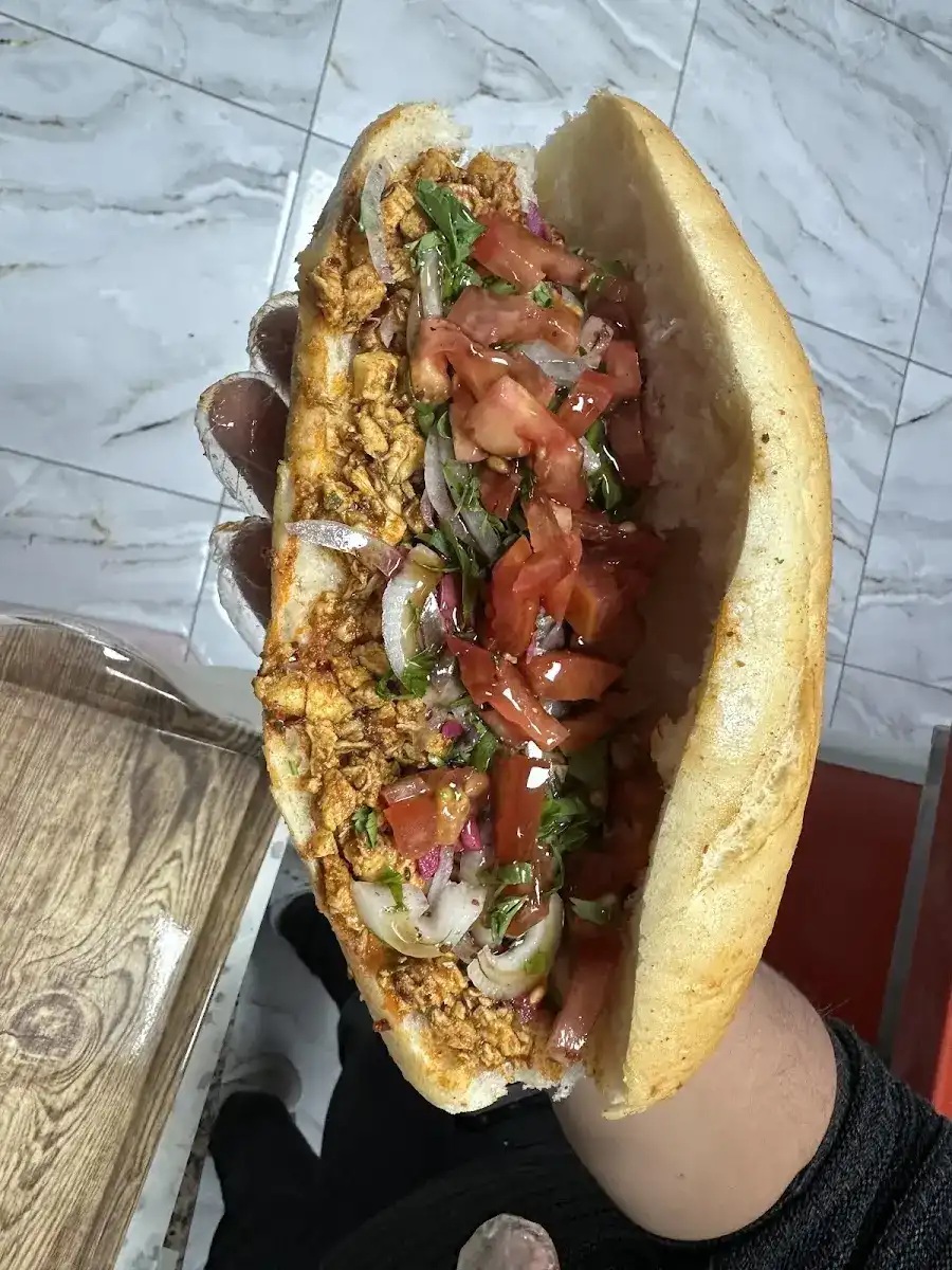 Tombul Tantuni Kokoreç fotoğraf 3