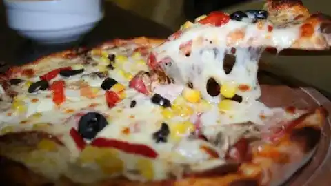 Pizza 7 fotoğraf 2