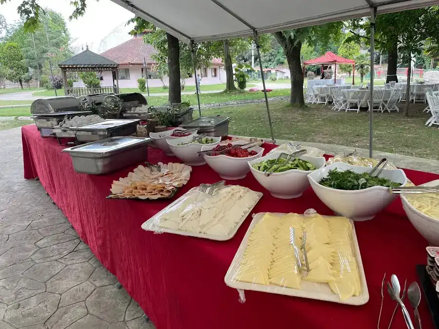 Nehirland Country Club Restoran fotoğraf 2