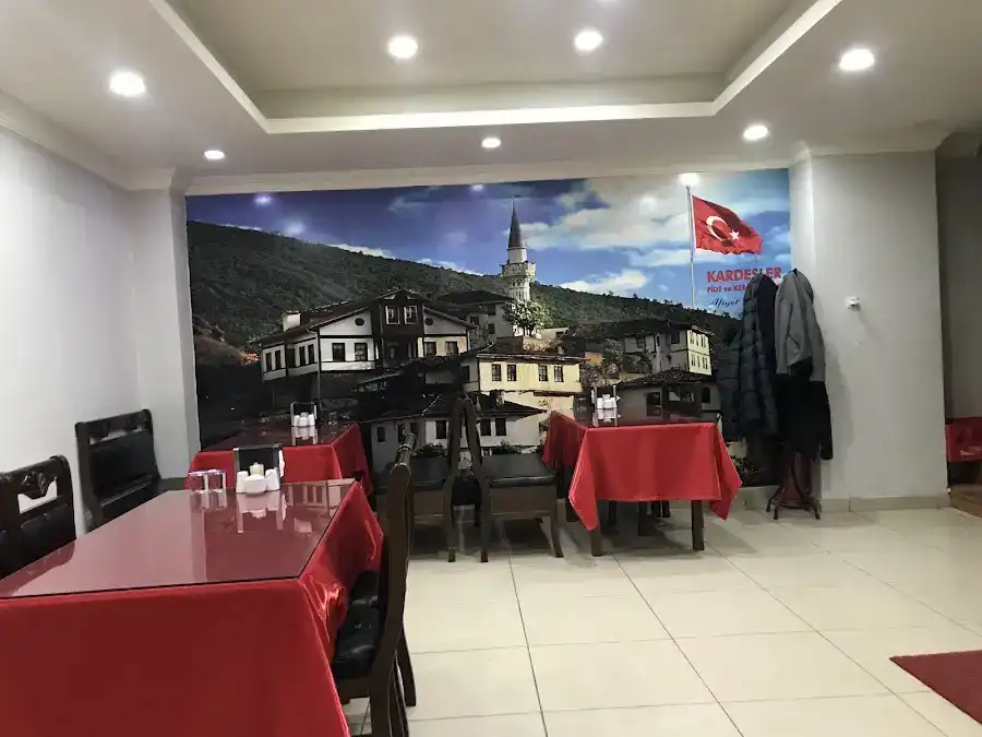 Kardeşler Pide ve Kebap Salonu