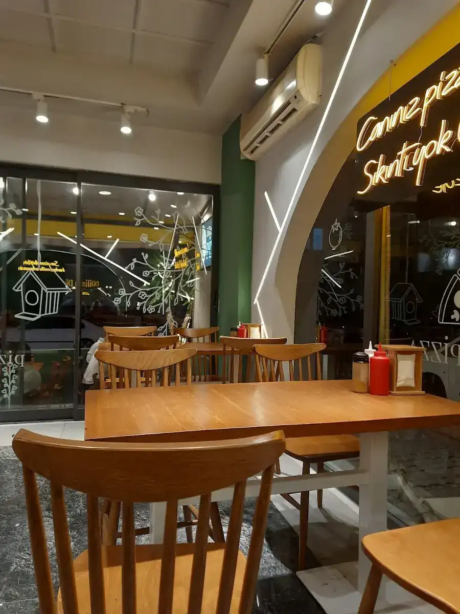 Dilim Dilim Pizza fotoğraf 3