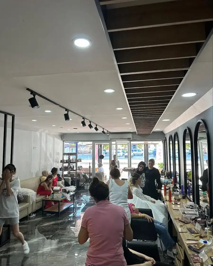 KOKOSH KUAFÖR VE GÜZELLİK SALONU fotoğraf 2