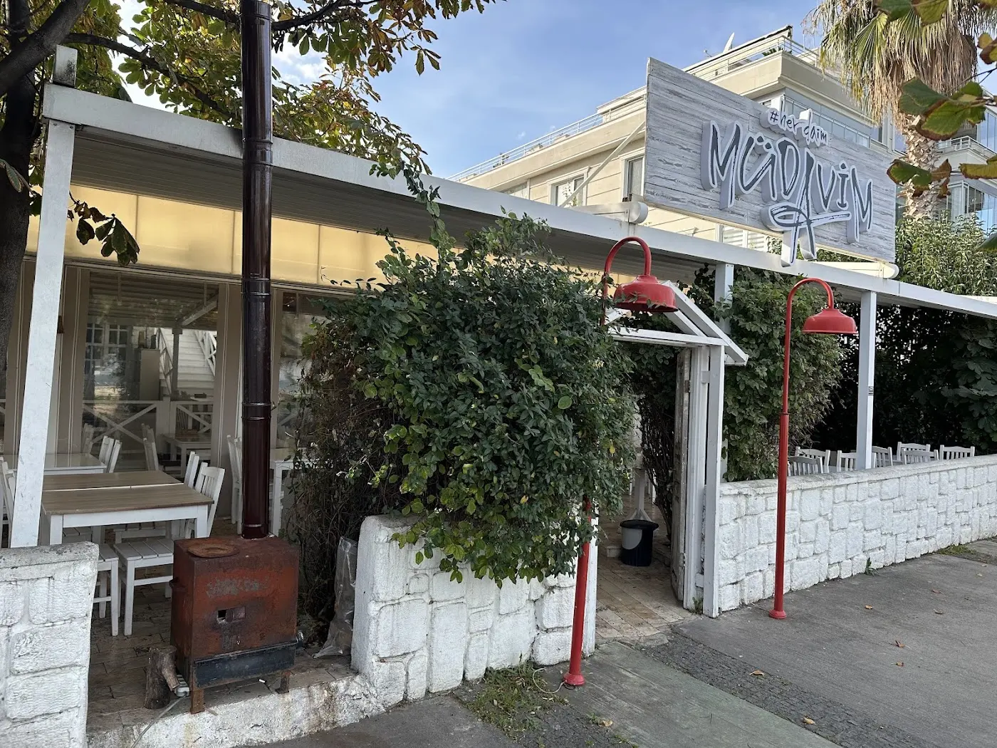 Müdavim Restaurant