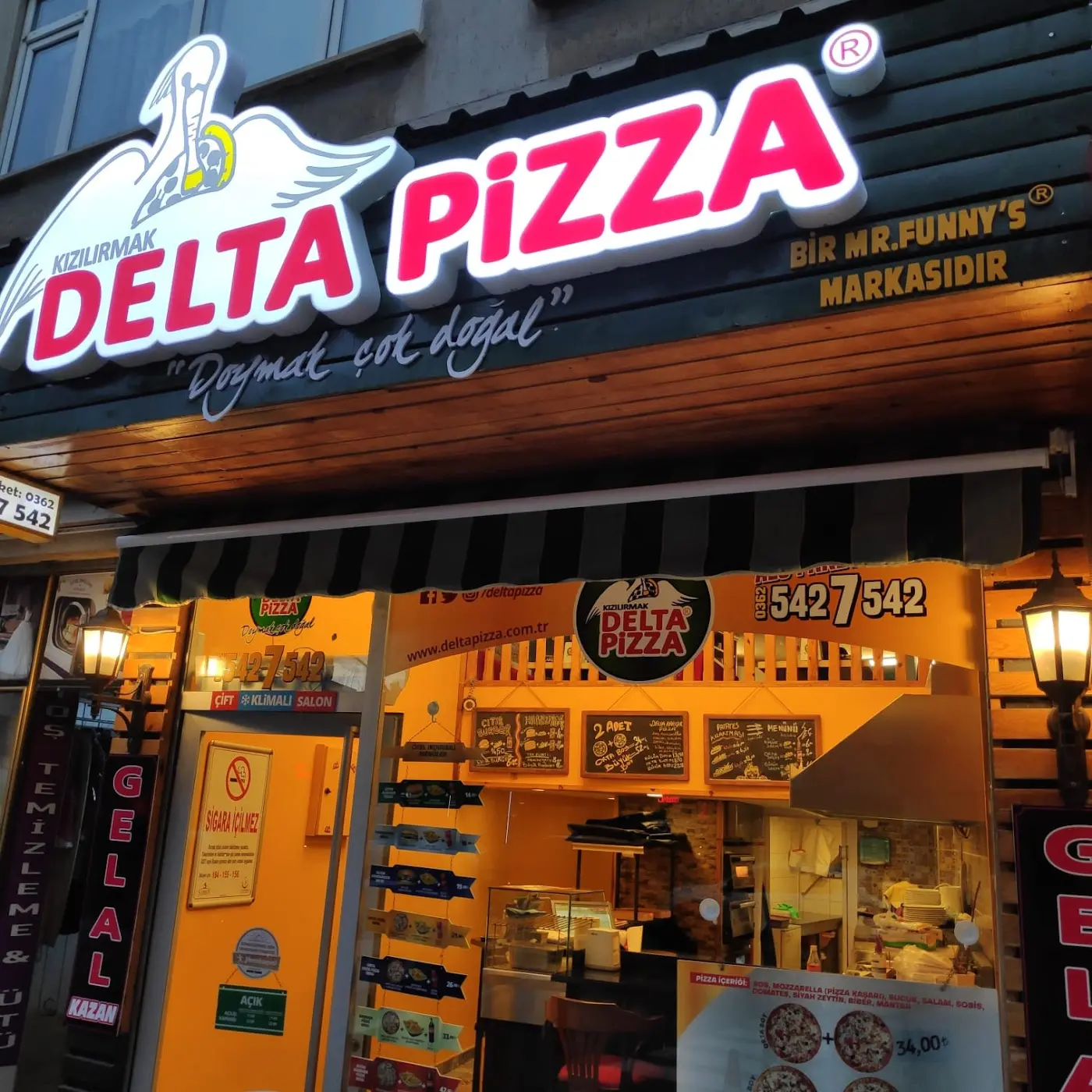 Delta Pizza fotoğraf 3