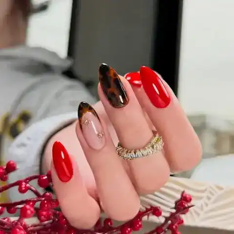 İlknur Çapar Beauty Samsun Lazer Epilasyon | Protez Tırnak