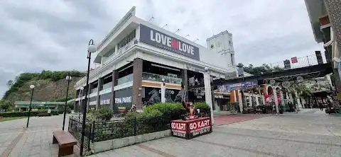 Lovelet Outlet Alışveriş Merkezi