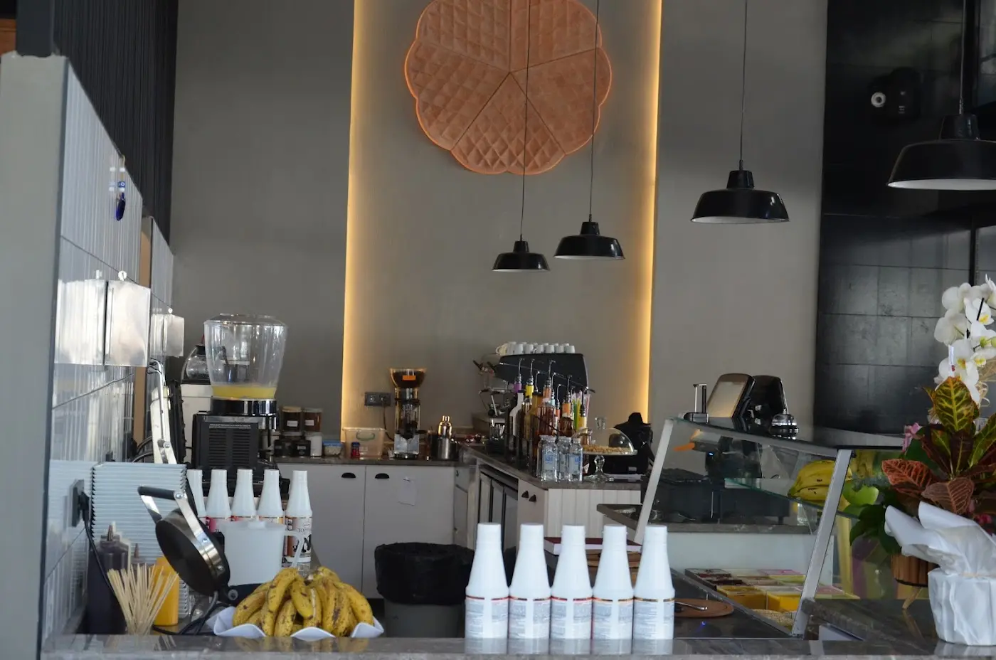 NESH WAFFLE & BURGER İSTASYON