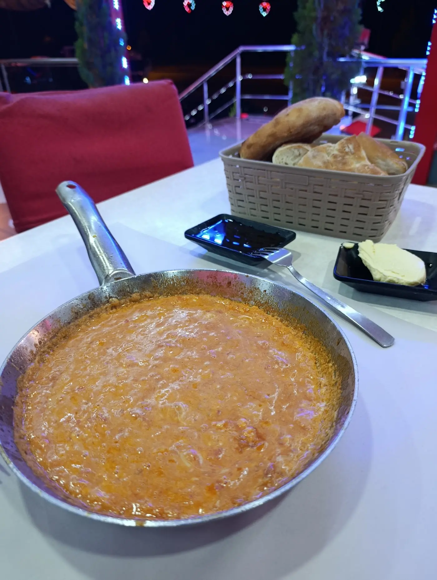 Kardesler Menemen fotoğraf 2