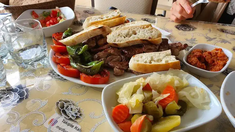 Mutlu Melemen fotoğraf 2