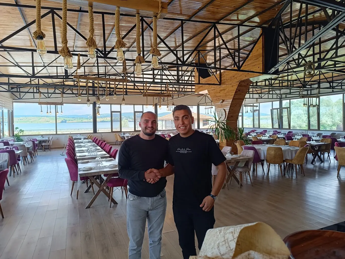 GÖL'ET RESTORANT KUZU CEVIRME