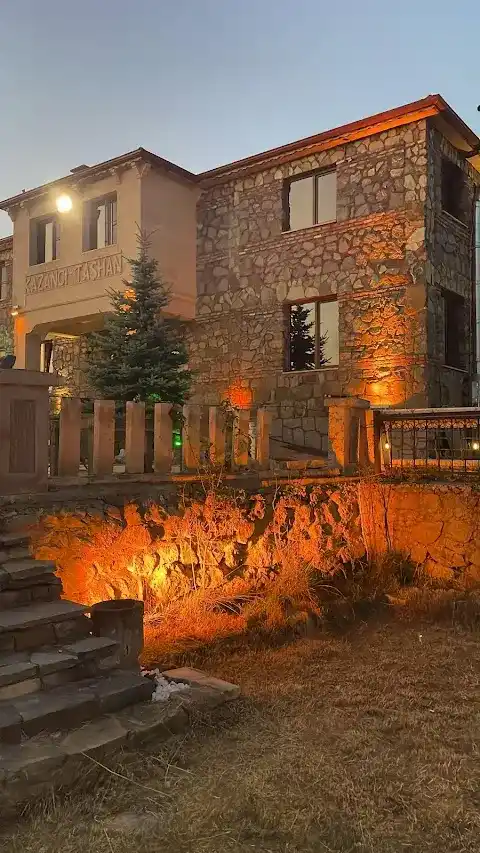 Lapis & Verda Hotel