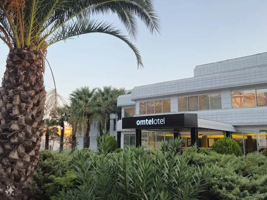 Omtel Hotel & Resort & Wedding fotoğraf 3
